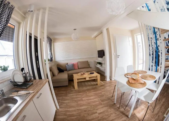 Piaskowa Polana Nyaraló *